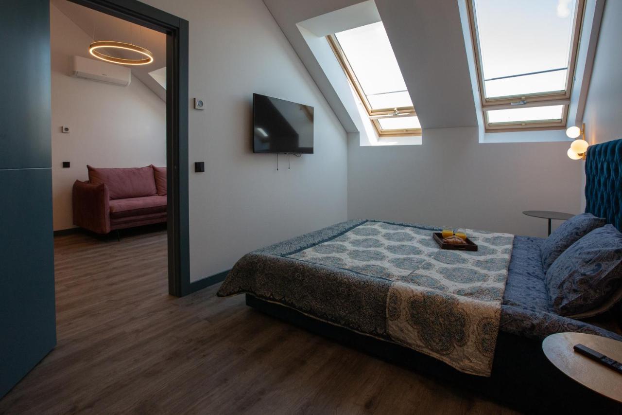 M8 Stylish One-Bedroom Apartment カウナス エクステリア 写真