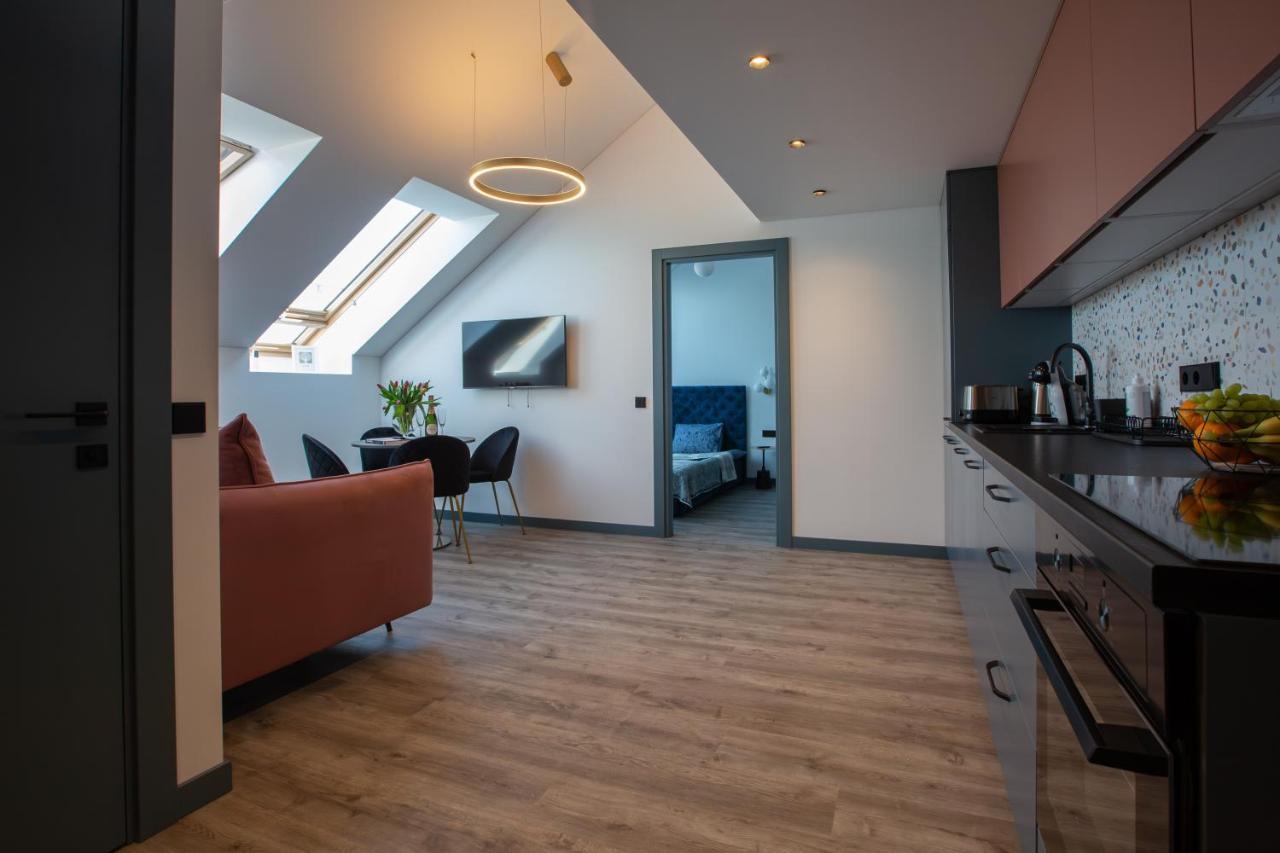 M8 Stylish One-Bedroom Apartment カウナス エクステリア 写真